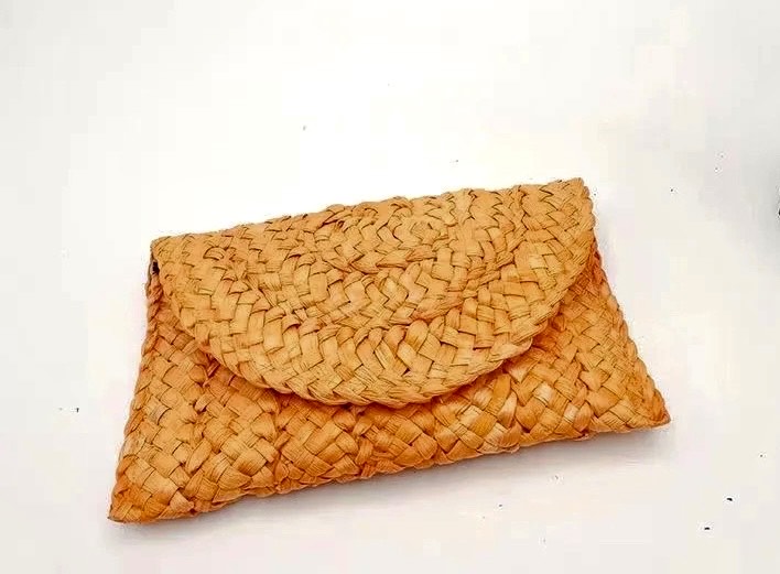 Handmade Corn Husk Casual Vacation Clutch