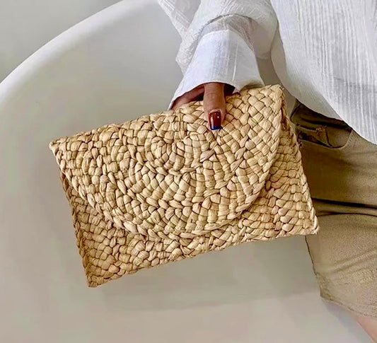 Handmade Corn Husk Casual Vacation Clutch