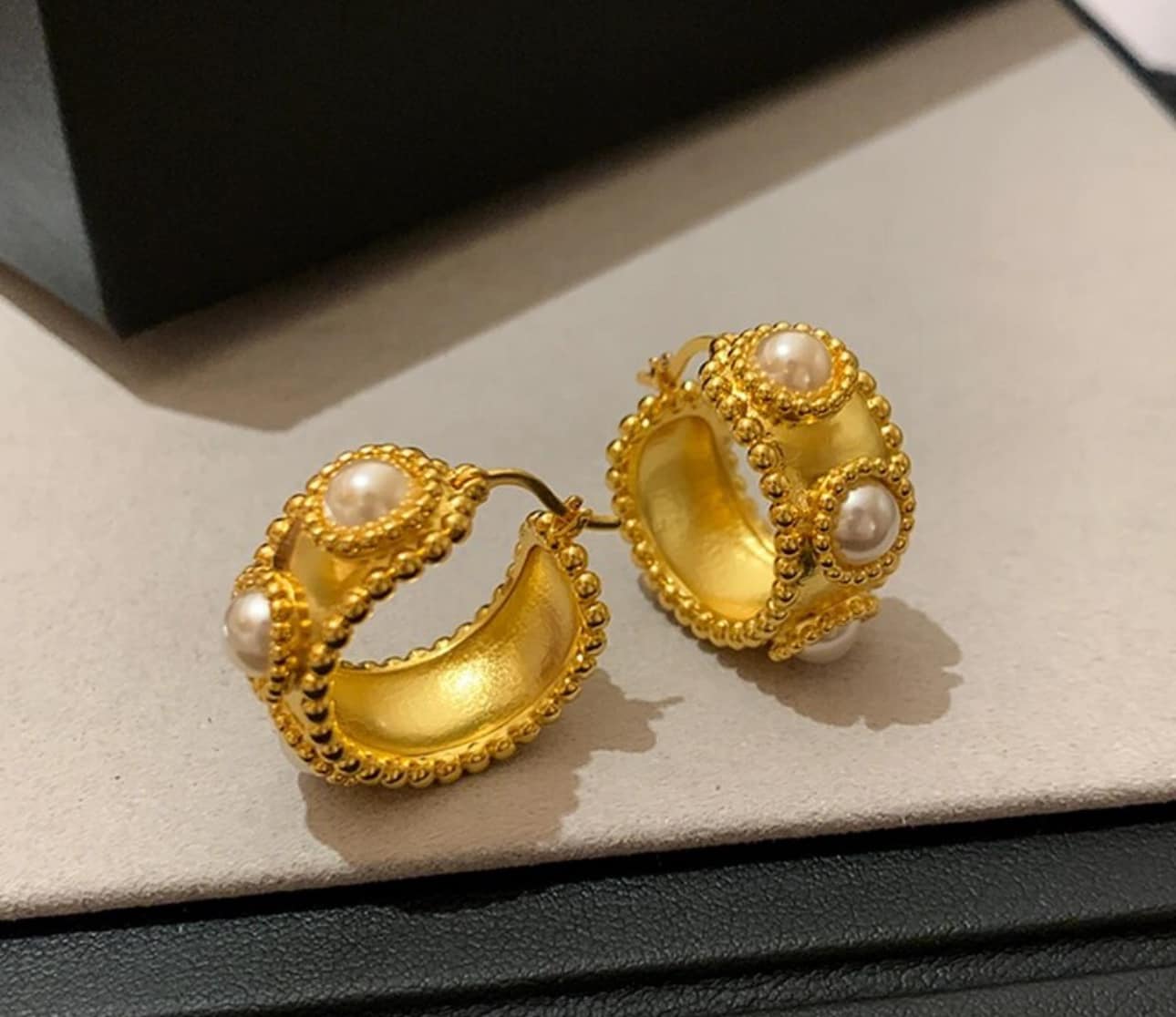 K Vintage Metal Pearl Earrings